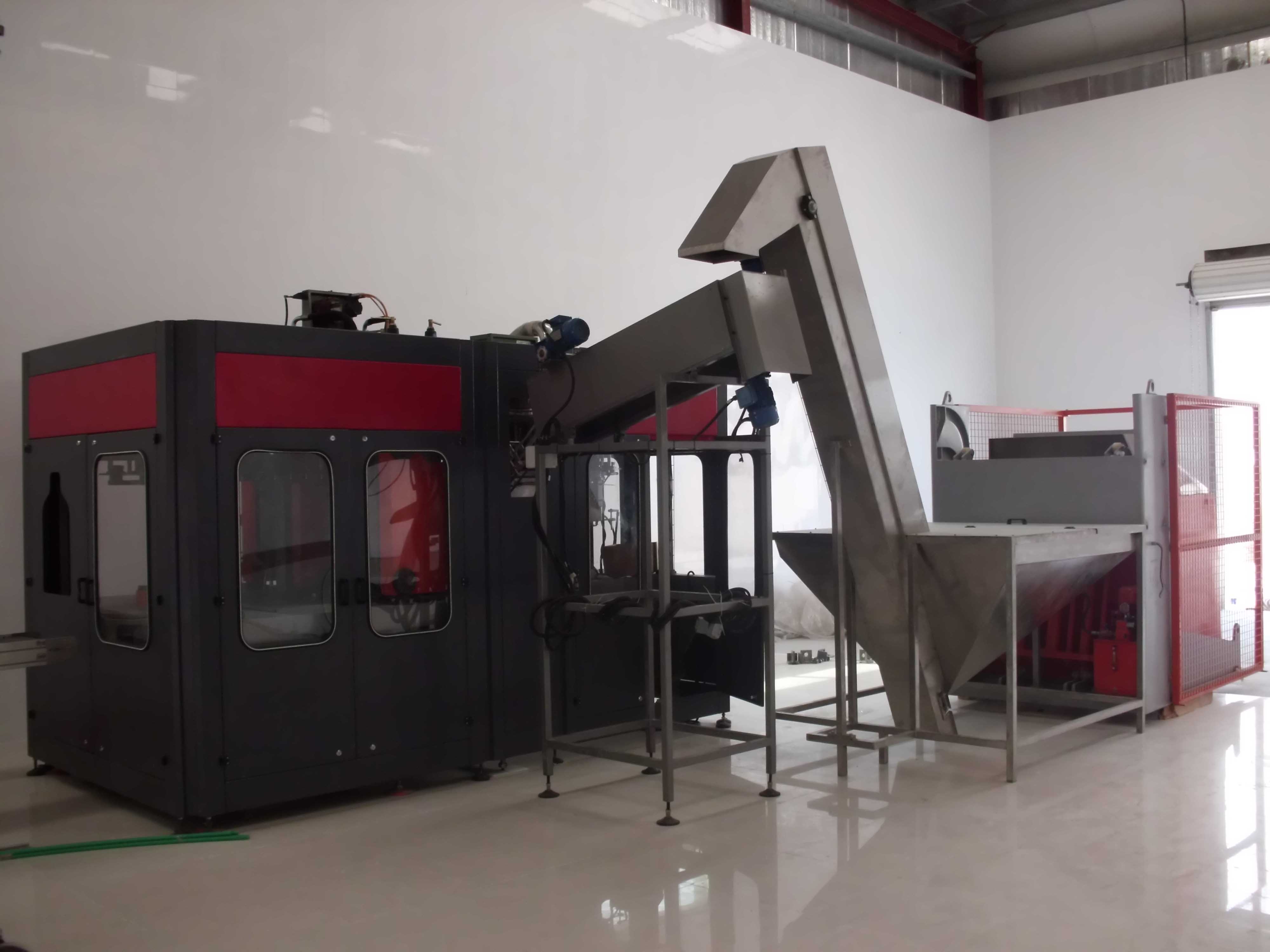 Blow Molding Machine