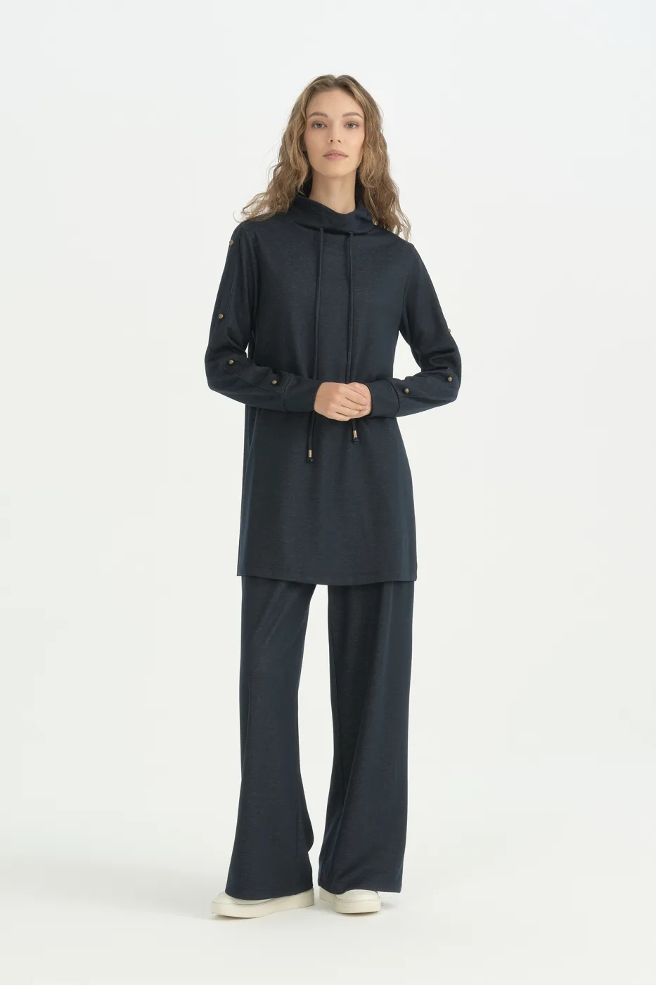 Navy Knit Set With Sleeve Detail